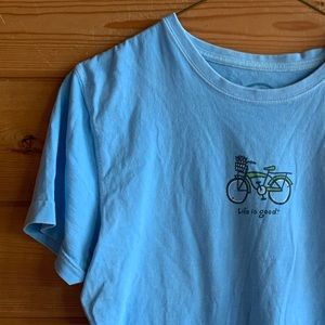 LIFE IS GOOD TSHIRT SIZE SMALL